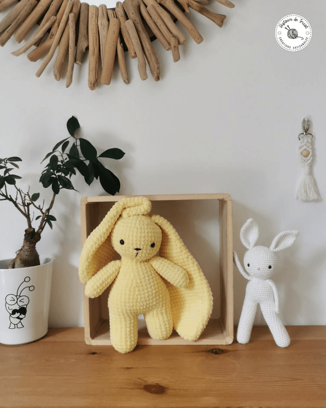 Lapin Velours Fait Main Au Crochet